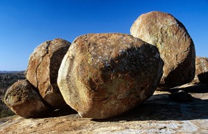 giant-boulders-660
